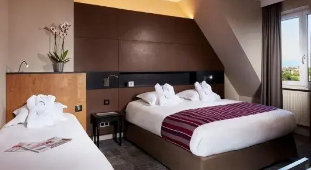 Трёхместный номер Standard Hotel LEurope Colmar, BW Signature Collection