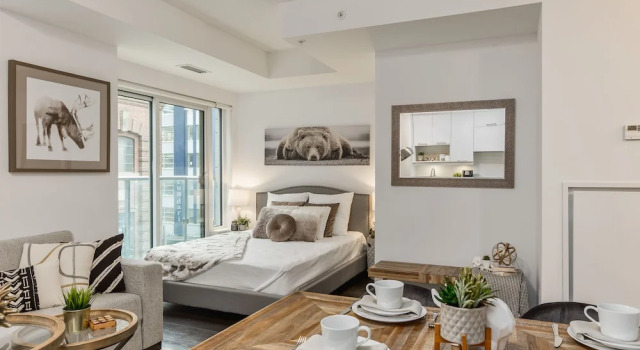 Апартаменты c 1 комнатой QuickStay - Classy & Rustic Downtown Condo
