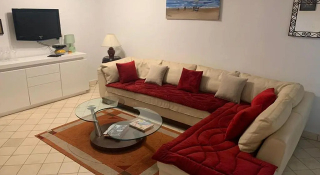 Appartement confortable à 2 minutes de la plage, Забронировать Апартаменты/квартира Отели Марракеш-Тенсифт-Эль-Хауз с парковкой, Парковка