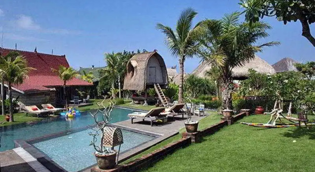 Desa Seni, Rezerwuj Hotel Hotele w Bali z basenem, Basen