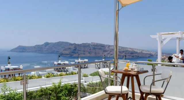 Апартаменты Enalion White Suites Oia