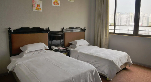 Tengda Businss Hotel Zhuhai, Boek Hotel Hotels in Guangdong met parkeren, Parkeren