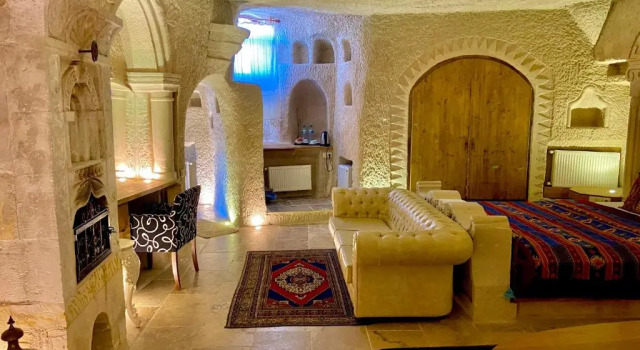 Люкс The Village Cave Hotel
