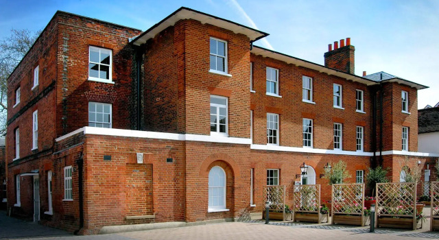 Berkshire Rooms - Wokingham, Забронировать Отель Бизнес-отели Англии, 4* 5*