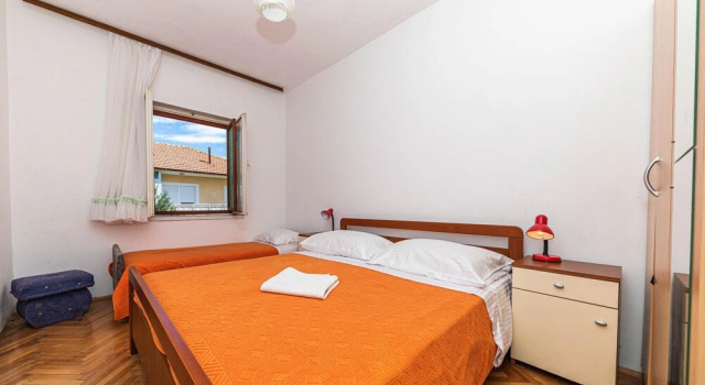 Beautiful Apartment in Trogir With Wifi and 2 Bedrooms