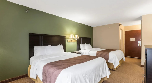Quality Inn, Забронировать Отель Клеммонс Северная Каролина