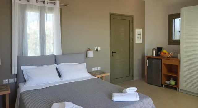 Двухместный номер Deluxe с балконом Callisto Seaside Homes & Suites