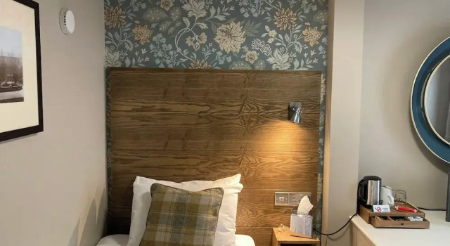 Номер Comfort The Abbey Inn