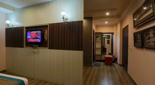 Люкс HOTEL O CLINK