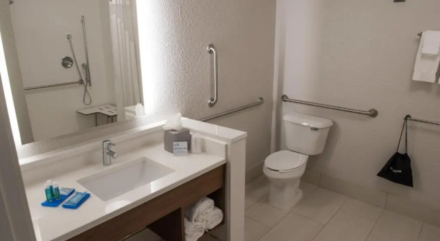 Номер Standard Holiday Inn Express & Suites - Dayton Southwest by IHG