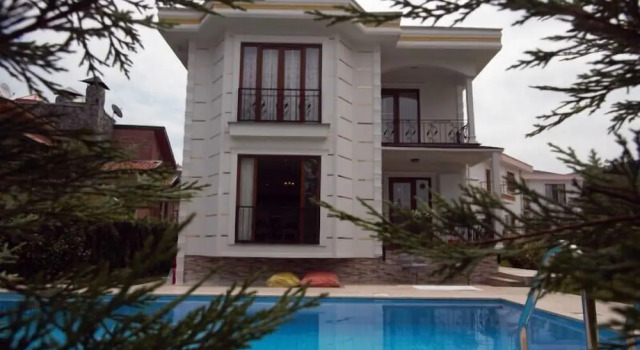 Konfor Villa 1, Rezervovat Vila Chaty v Sakarya, Chalupa