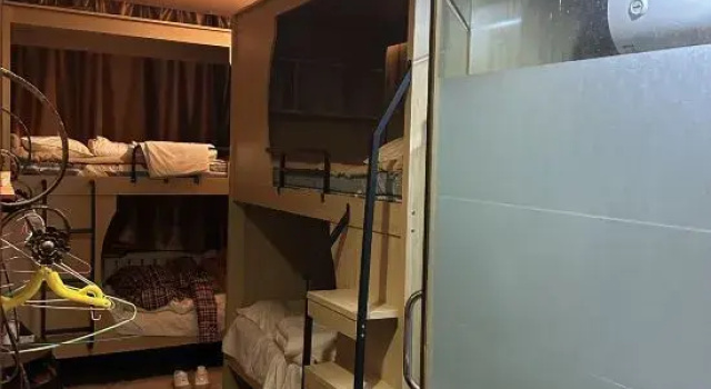 Кровать в общем номере (женский номер) Not Alone Minyao Youth Hostel