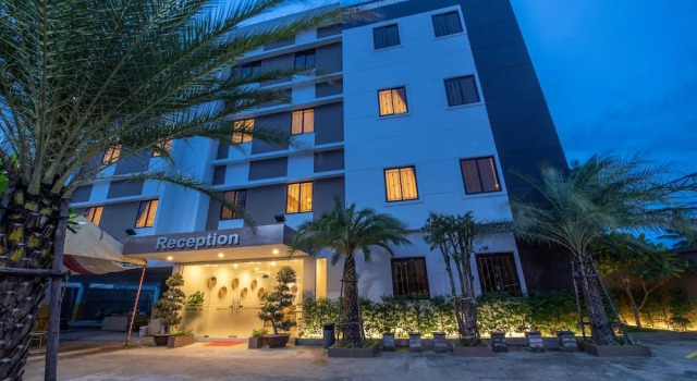 Double S Hotel, Buchen Sie Hotel SPA-Hotels in Battambang, SPA