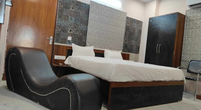 Comfort In Hotel And Restaurant Jodhpur, Забронировать Отель Отели штата Раджастхана с парковкой, Парковка