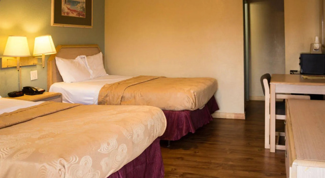 Regency Inn, Reserva ahora Hotel Muskogee Ozarks