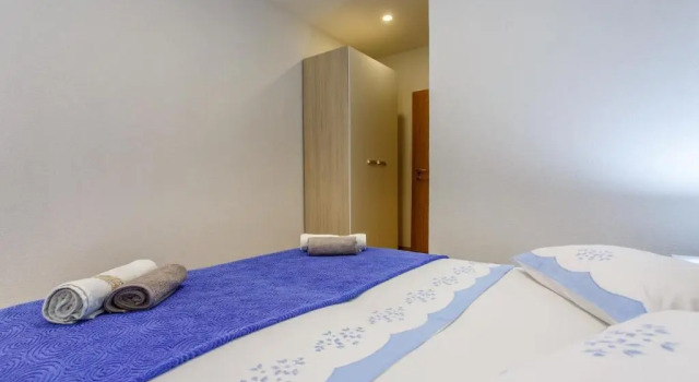Apartments Franičević, Prenota Appartamento Sućuraj 