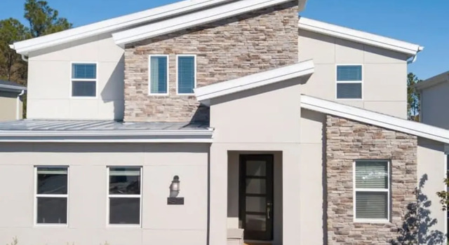 4577 Stunning 7BD Home