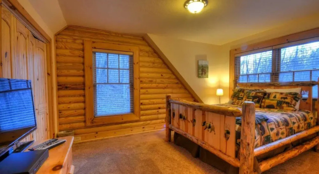 Nantahala Riverside 3 Bedroom Cabin by RedAwning, Prenota Casa vacanze Topton Blue Ridge Mountains