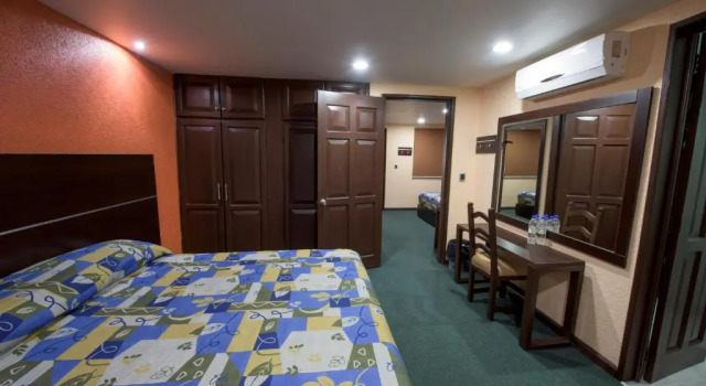 Люкс с 2 комнатами Oaxaca Inn Reforma