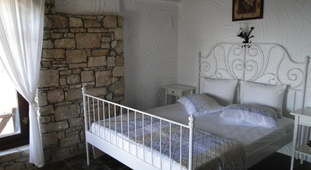 Четырёхместный номер Standard The Stone Castle Boutique Hotel