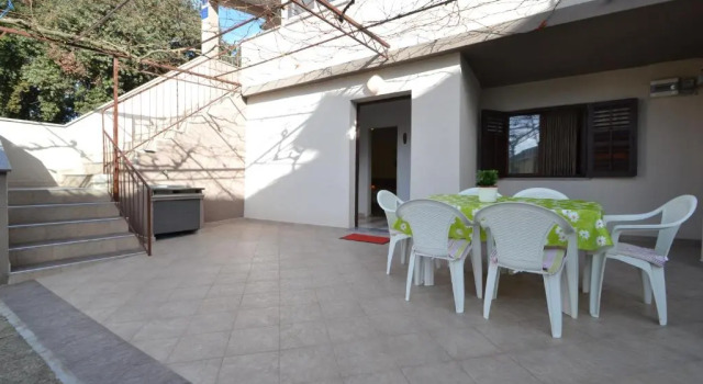 Апартаменты Цокольный этаж Apartments Krešan