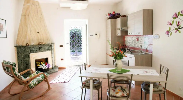 Коттедж Vacation Home Agrumeto Flegreo