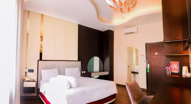 Emerald Hotel, Prenota Hotel Hotel a North Maluku con colazione, Colazione