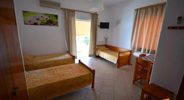 Zagas Hotel Ξενοδοχειο Ζάγκας, Reserva ahora Hotel Rovies 