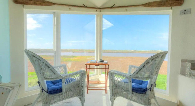 Двухместный номер Superior с видом на реку Captains Inn at Moss Landing