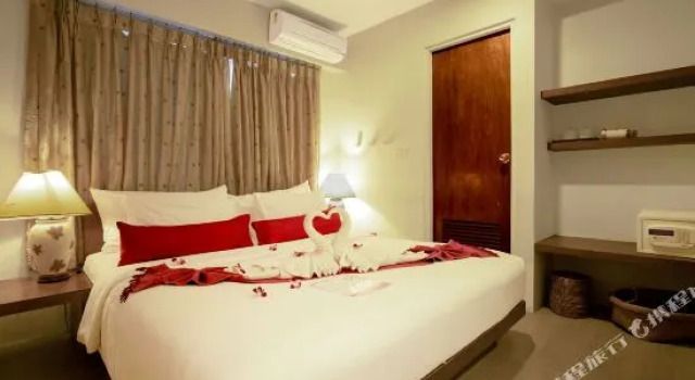 Номер Deluxe Villa Cha-Cha Banglumphu