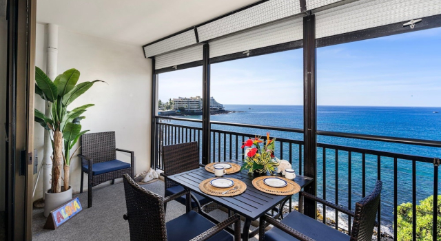 Ocean Front - Fantastic Location - Walk To Kona Town - Vrkcv, Забронировать Апартаменты/квартира Каилуа-Кона Остров Гавайи, рядом с Пляж Хонлс