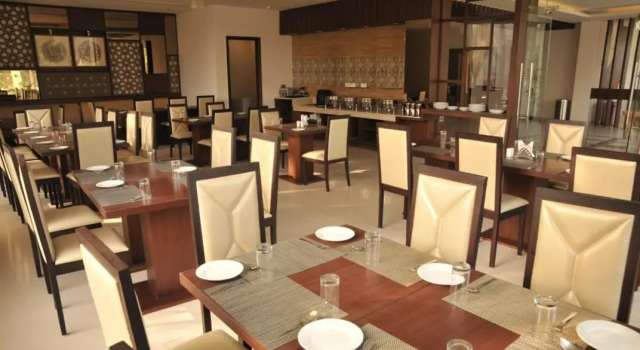 Pinaka Hotel and Resorts, Rezerwuj Hotel Hotele SPA w Kankhal, SPA