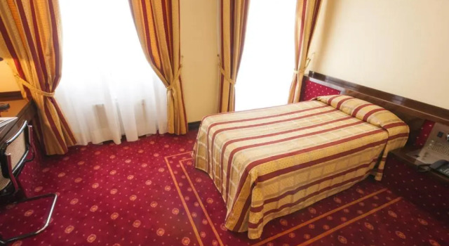 Одноместный номер Standard Hotel Excelsior San Marco