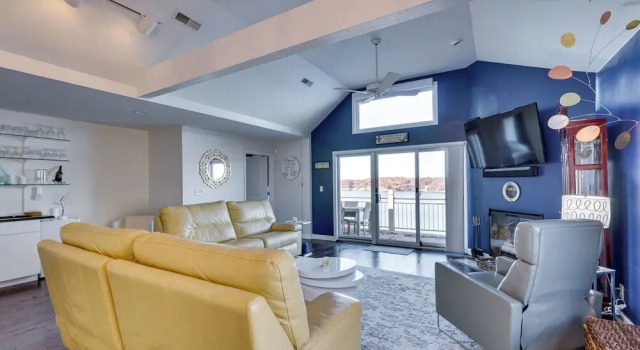 Апартаменты Boat Slip & Water Views: Lake Ozark Condo