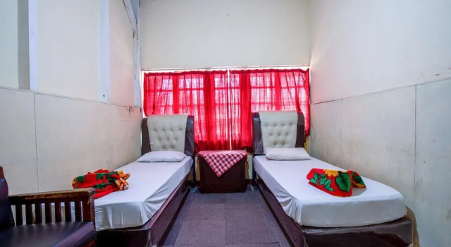Ekonomický Dvoulůžkový s manželskou postelí pokoj Hotel Jogja Bukittinggi