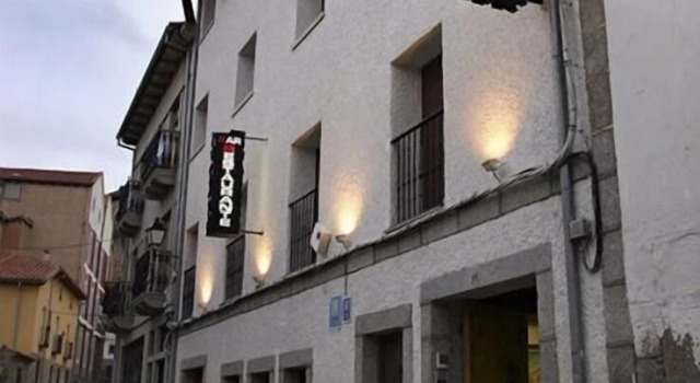 Hostal Gran Duque, Book Hostel Hostels in Castile and Leon, Hostel