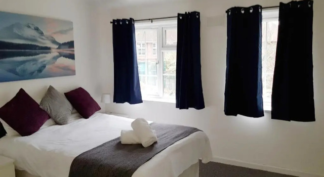 Barnfield Place