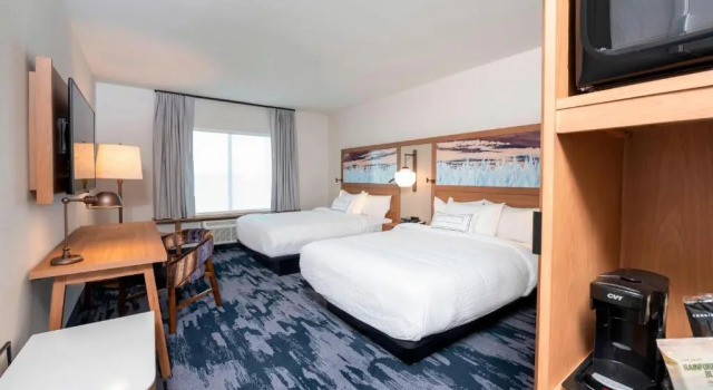 Четырёхместный номер Standard Fairfield Inn & Suites by Marriott Fair Oaks Farms