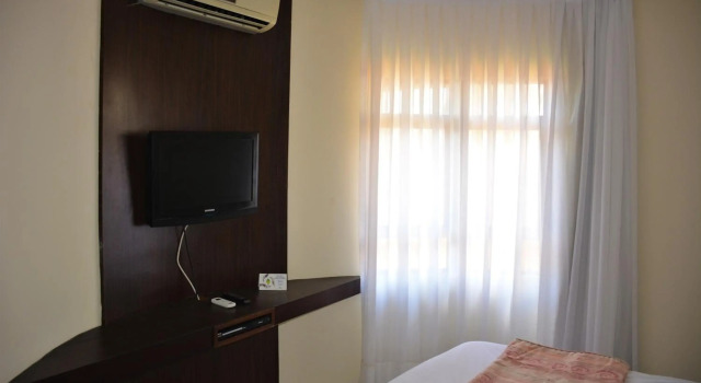 Elegance Flat - Beira mar - Apto202 luxo lateral