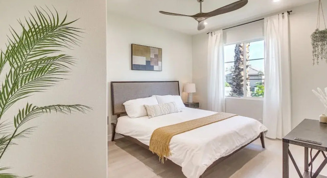 Indio Oasis w/ Heated Saltwater Pool + Hot Tub!