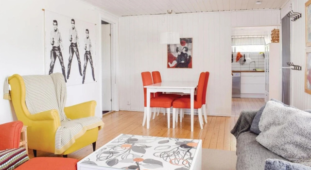 Nice Home in Löttorp With 3 Bedrooms, Wifi and Private Swimming Pool, Rezerwuj Hotel Hotele w Kalmar z basenem, Basen