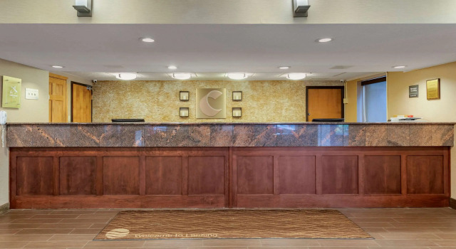 Comfort Inn Lansing West
