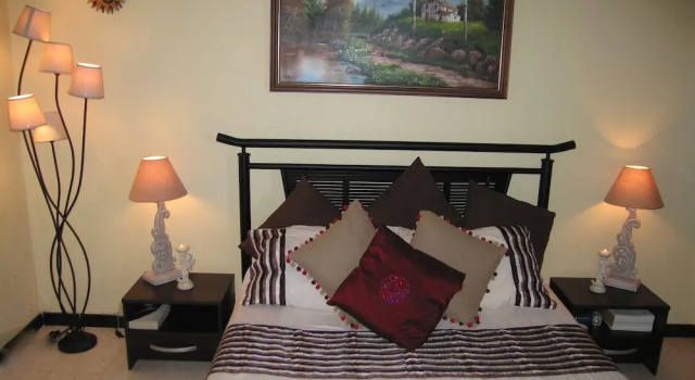 Residence Port St. Ange 3, Book Hotel Hoteller i Corbières med parkering, Parkering