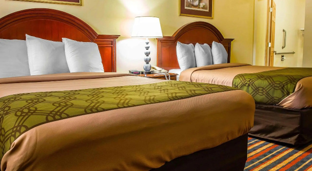 Четырёхместный номер Standard Econo Lodge Jefferson Hills Hwy 51