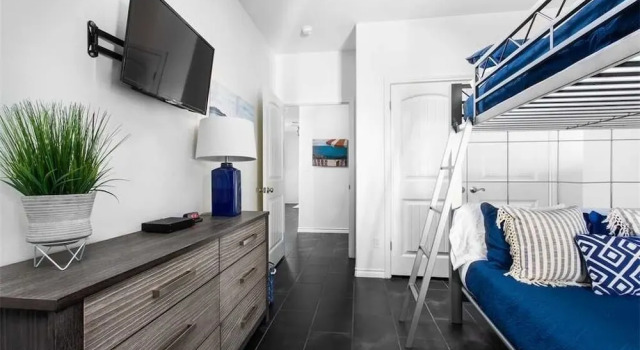 1813 S 11th Townhome #601 5 Bedrooms 4.5 Bathrooms Townhouse, Забронировать Апартаменты/квартира Апартаменты Порт-Аранзас, рядом с Музей города Порт-Аранзас, Апартаменты/квартира