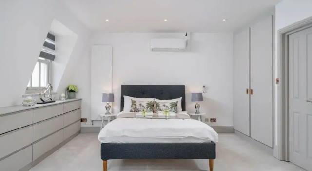 Luxury Eaton Mews House in London, Забронировать Отель Лондон Большой Лондон, рядом с Национальный музей армии