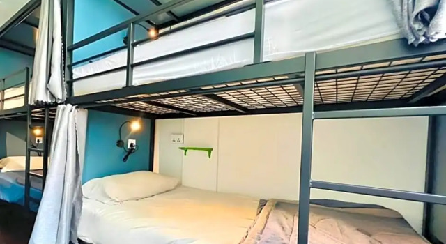 Кровать в общем номере Beary Best! Hostel Chinatown