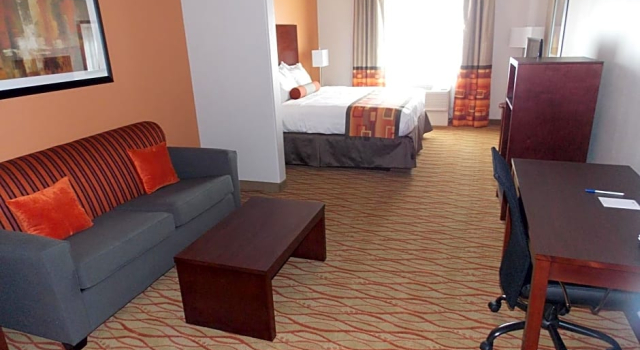 Dobbelt suite Spring Inn & Suites