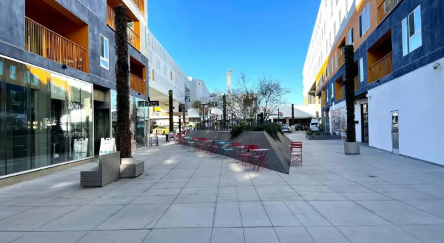 Апартаменты Perfect Apt w Parking in Arts District DTLA B4
