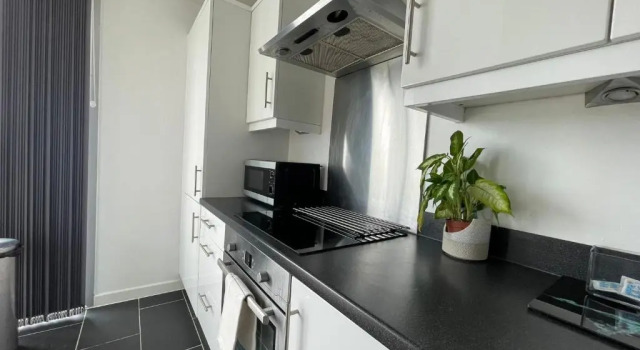 City Centre 2 Bedroom 2 Bathroom Apartment with Free Parking, Super-Fast Wifi and Smart TV with SkyTV, Varaa Huoneisto Asunnot kohteessa Merseyside, Huoneisto